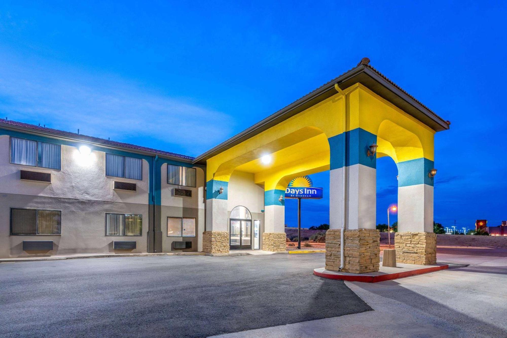 Days Inn By Wyndham Los Lunas Dış mekan fotoğraf