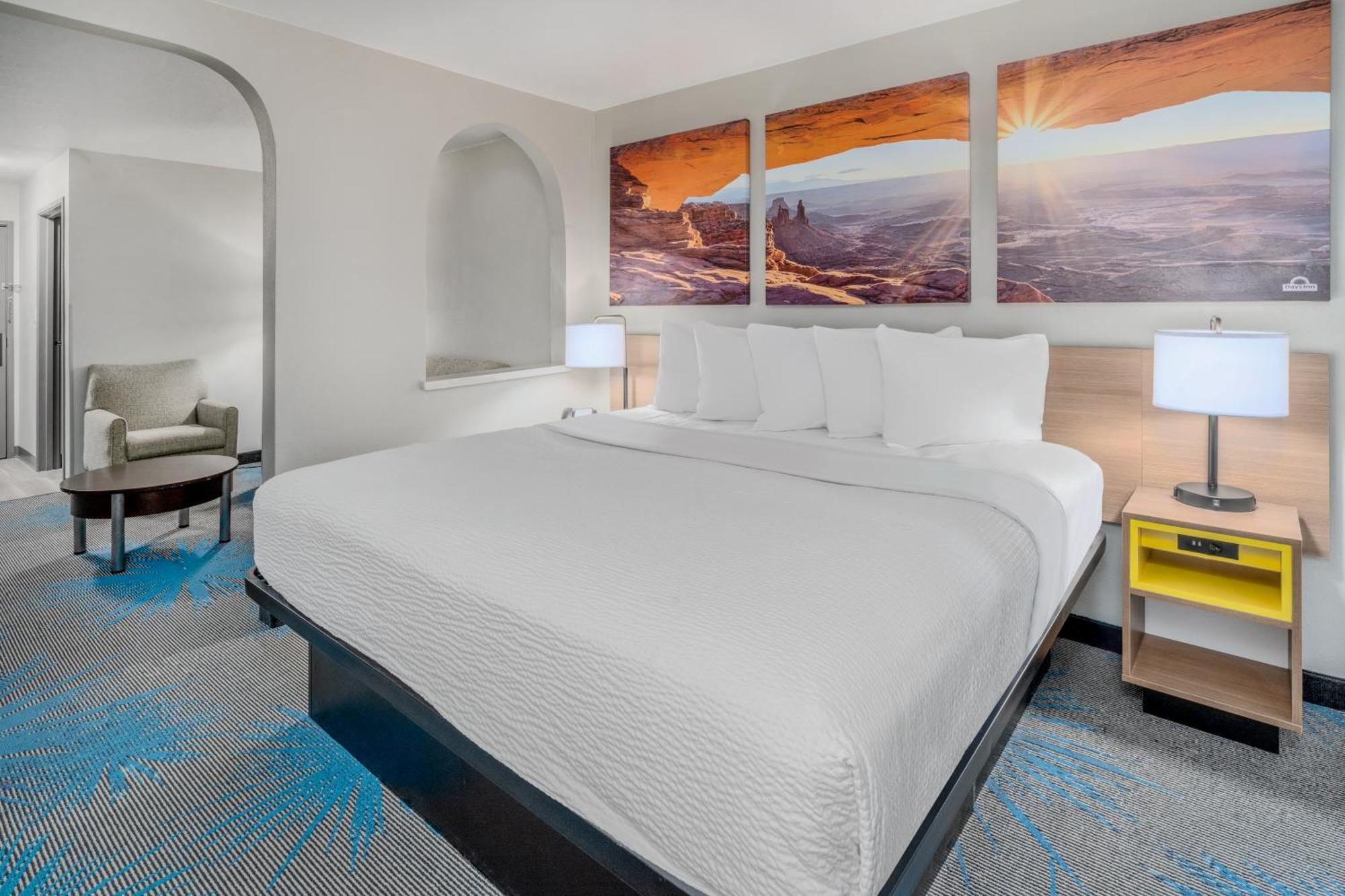 Days Inn By Wyndham Los Lunas Dış mekan fotoğraf